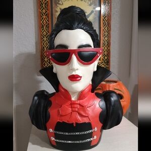 XL 20" Red and Black Vampiress Bust with Sunglasses Vampira Halloween NEW